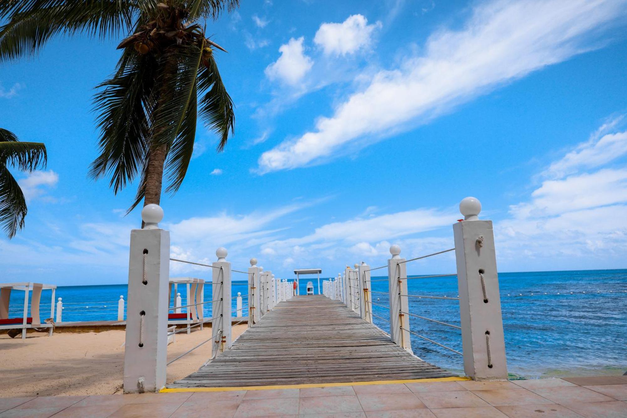 Royal Decameron Montego Beach Resort - ALL INCLUSIVE Montego Bay Exterior foto