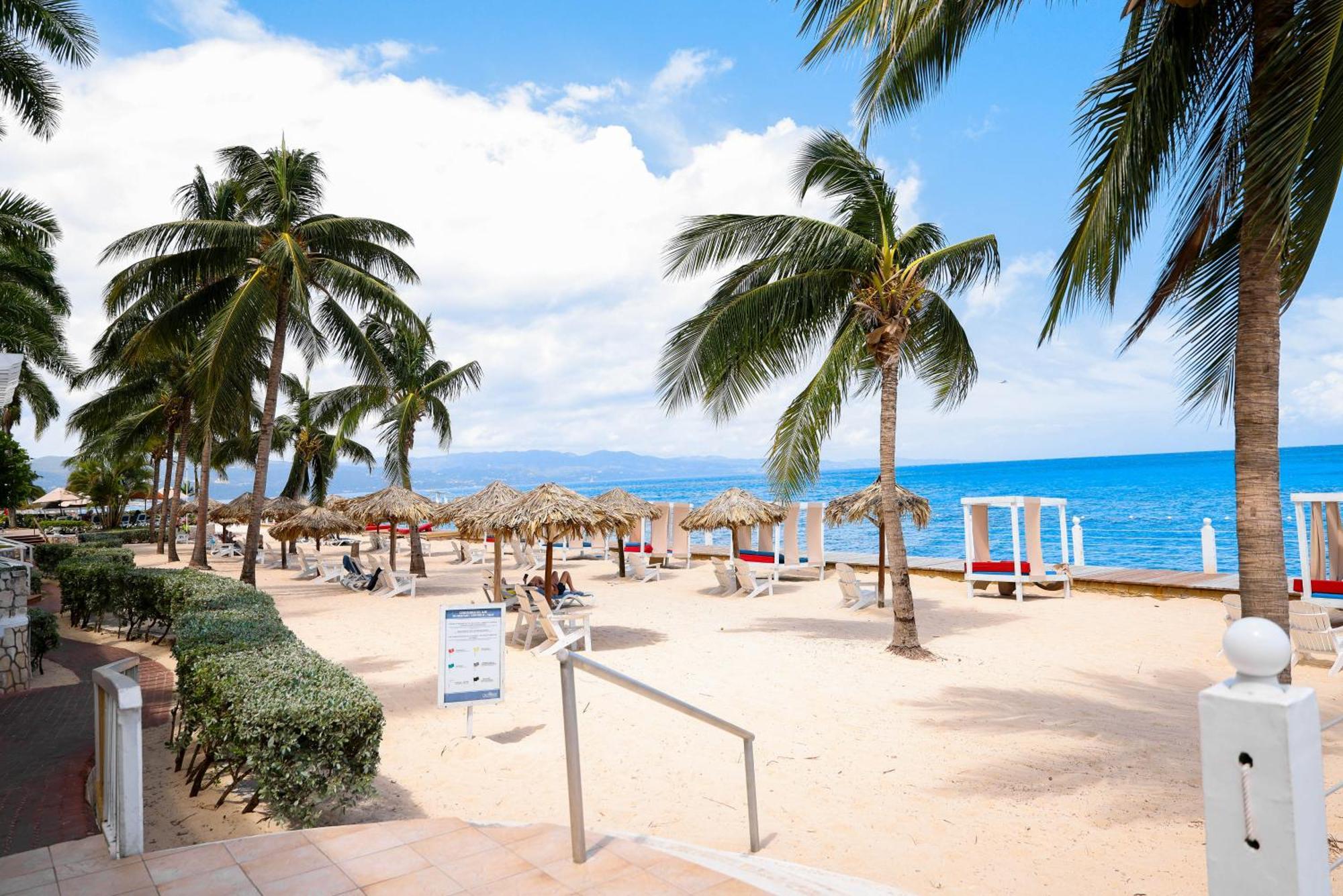 Royal Decameron Montego Beach Resort - ALL INCLUSIVE Montego Bay Exterior foto