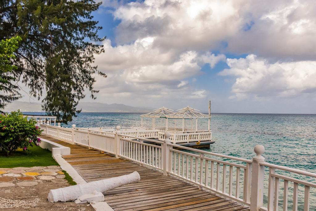Royal Decameron Montego Beach Resort - ALL INCLUSIVE Montego Bay Exterior foto